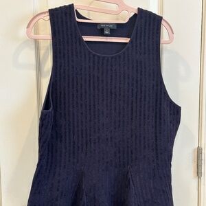 Ann Taylor Large Sleeveless Top